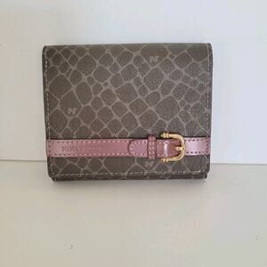 Nina Ricci Gray Purple Wallet Compact Leather Vintage Bifold Buckle Small Ring